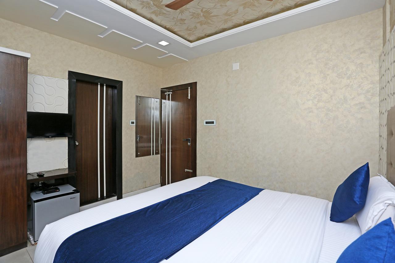 Hotel Golden Orchid Bhubaneswar Bagian luar foto